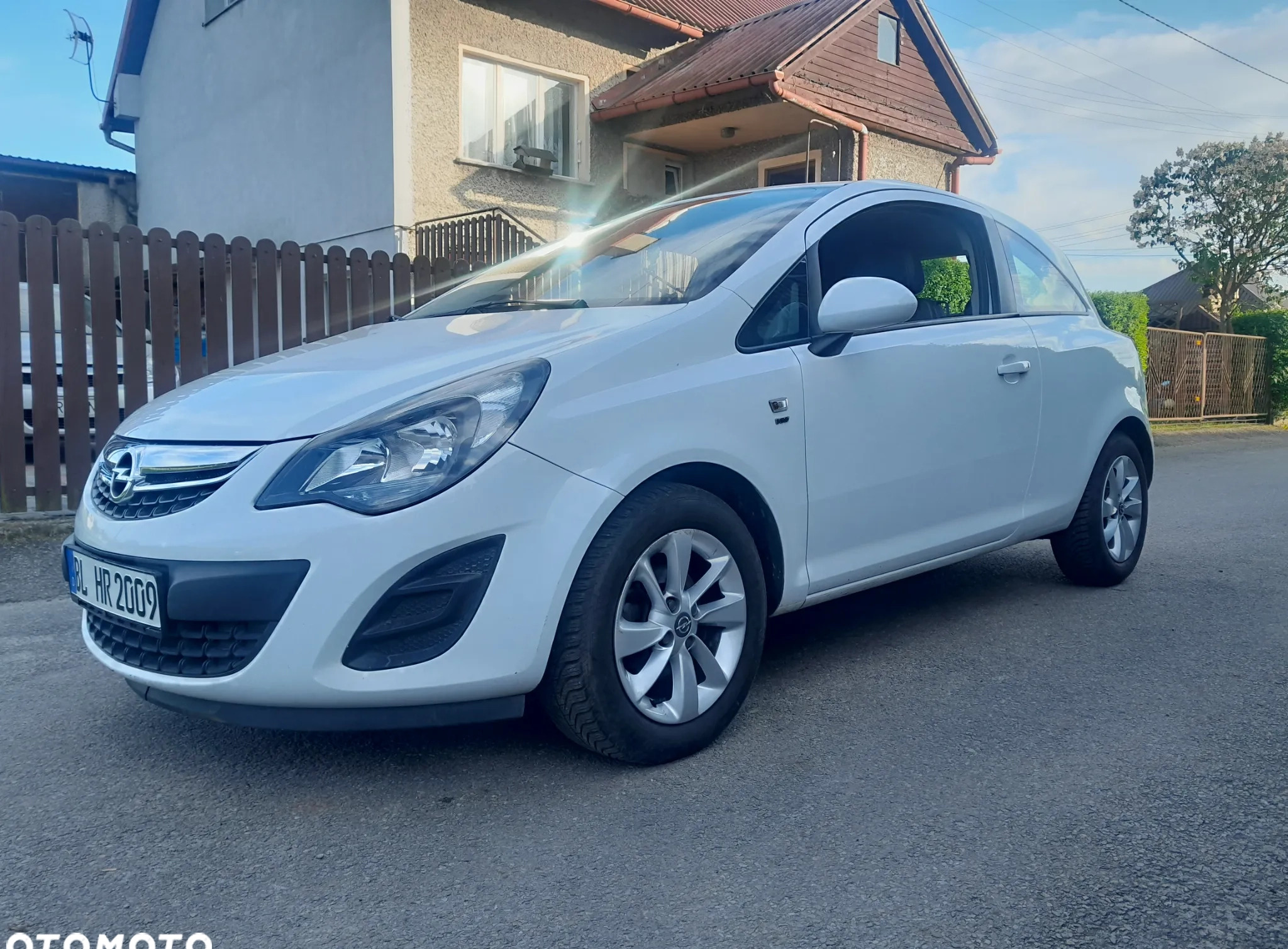 Opel Corsa cena 17950 przebieg: 99500, rok produkcji 2014 z Krynki małe 497